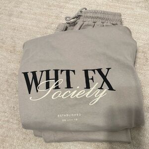 White Fox Boutique Sweatshirt